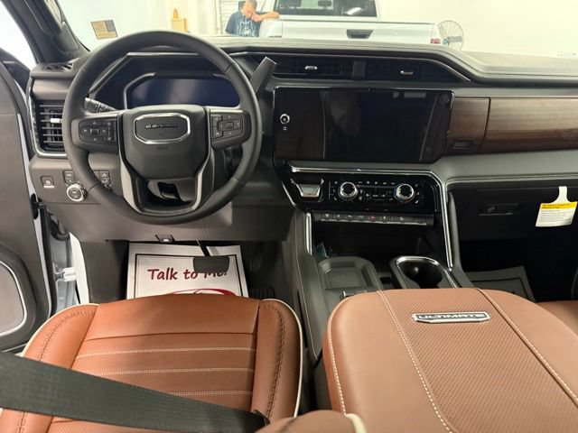 New 2026 GMC Sierra 3500 Denali Ultimate AWD/4WD image 13
