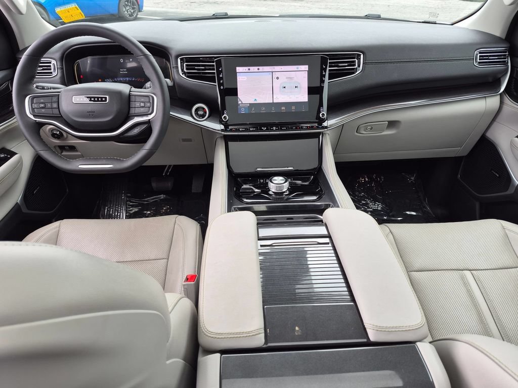 Certified 2024 Jeep Wagoneer 4WD w/ Premium Group I image 24