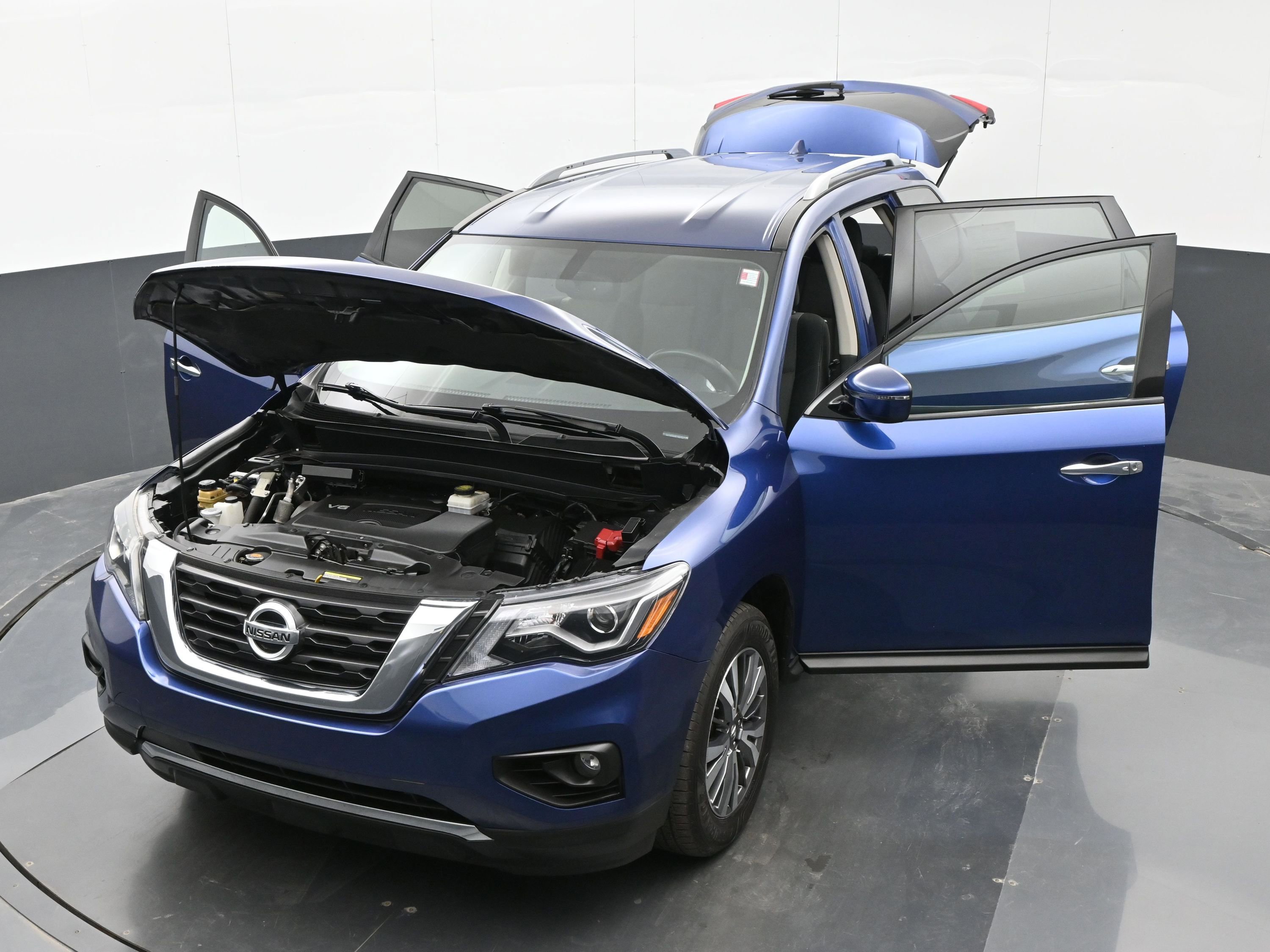 Used 2020 Nissan Pathfinder SV image 49