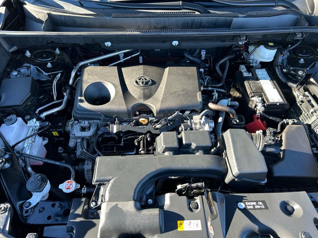 Used 2024 Toyota RAV4 Adventure image 34