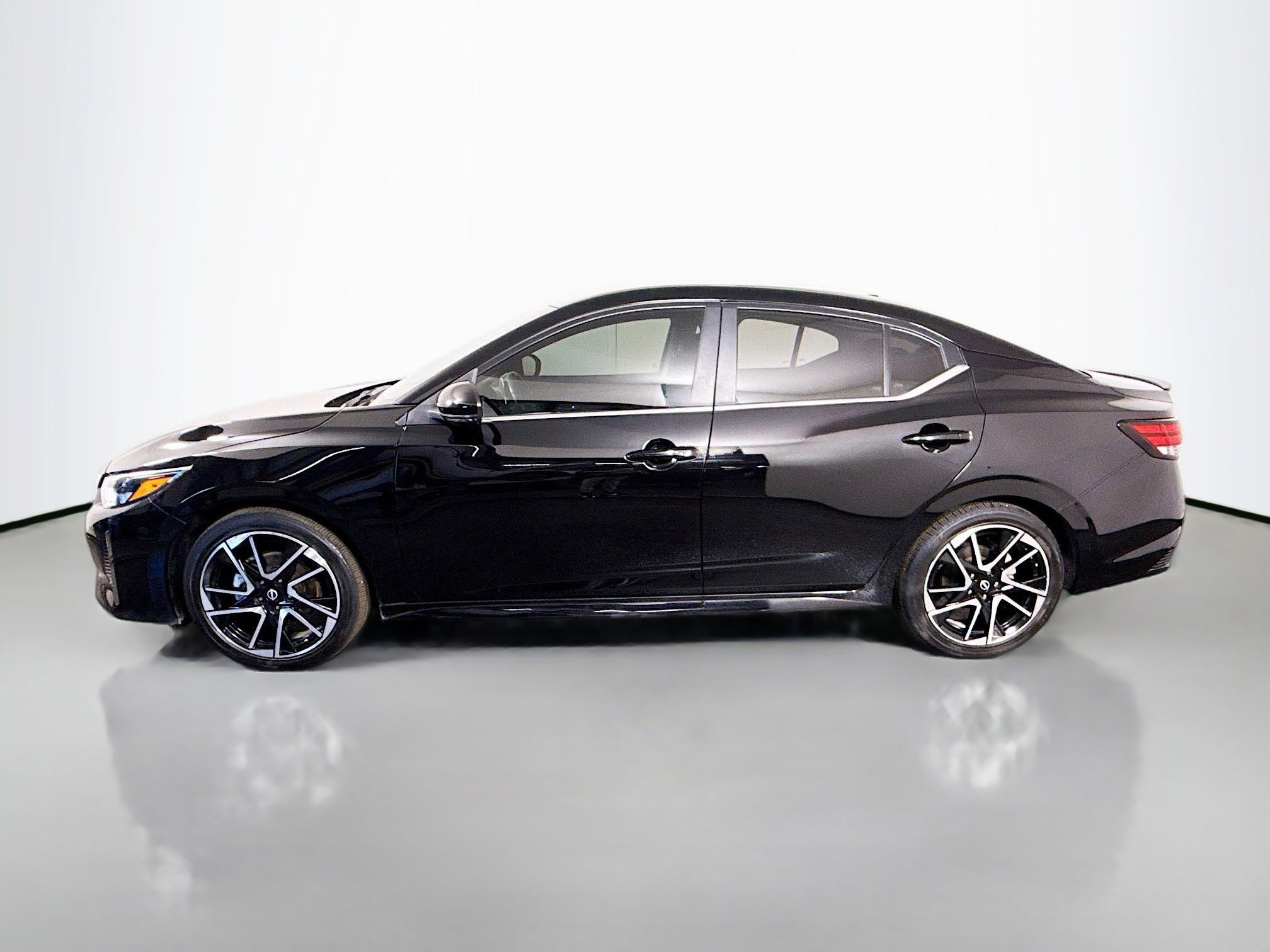 Used 2024 Nissan Sentra SR image 6
