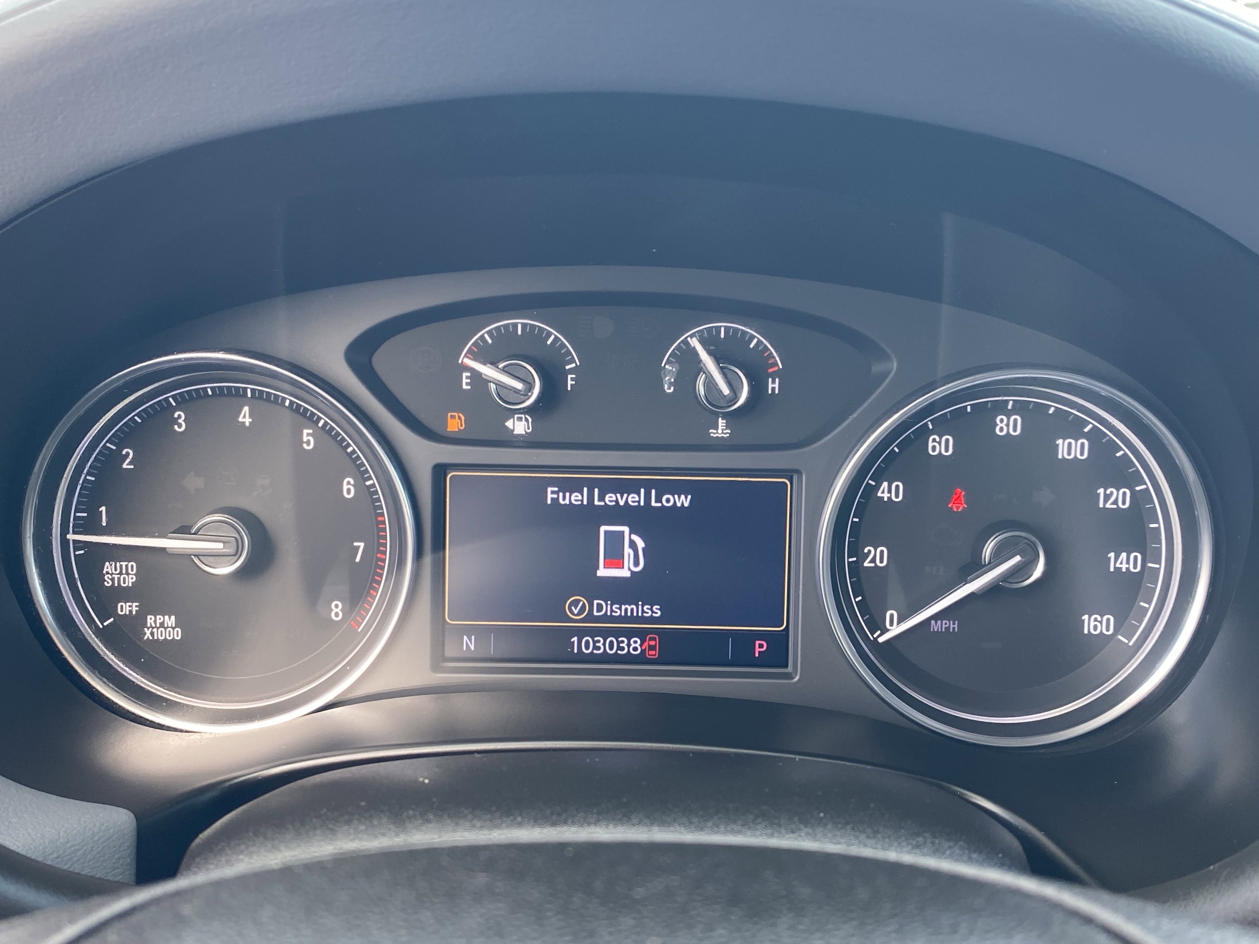 Used 2020 Buick Enclave Essence image 29