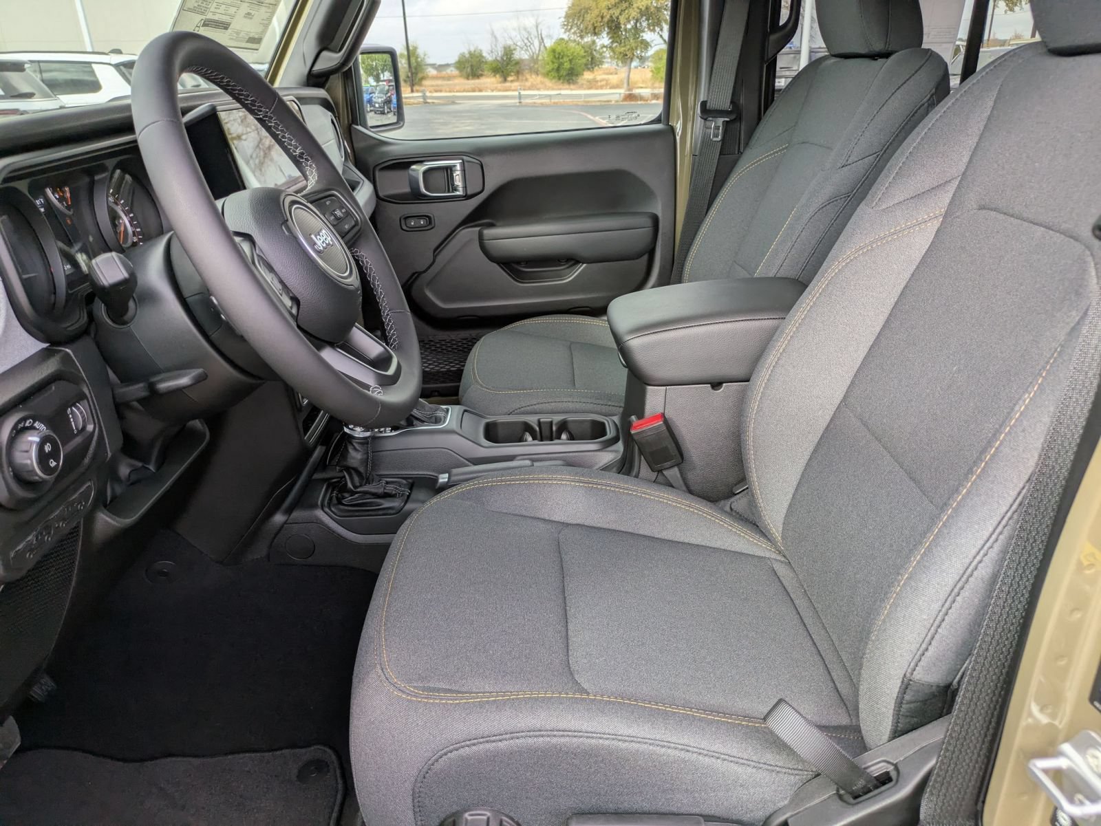New 2025 Jeep Gladiator Sport AWD/4WD image 9