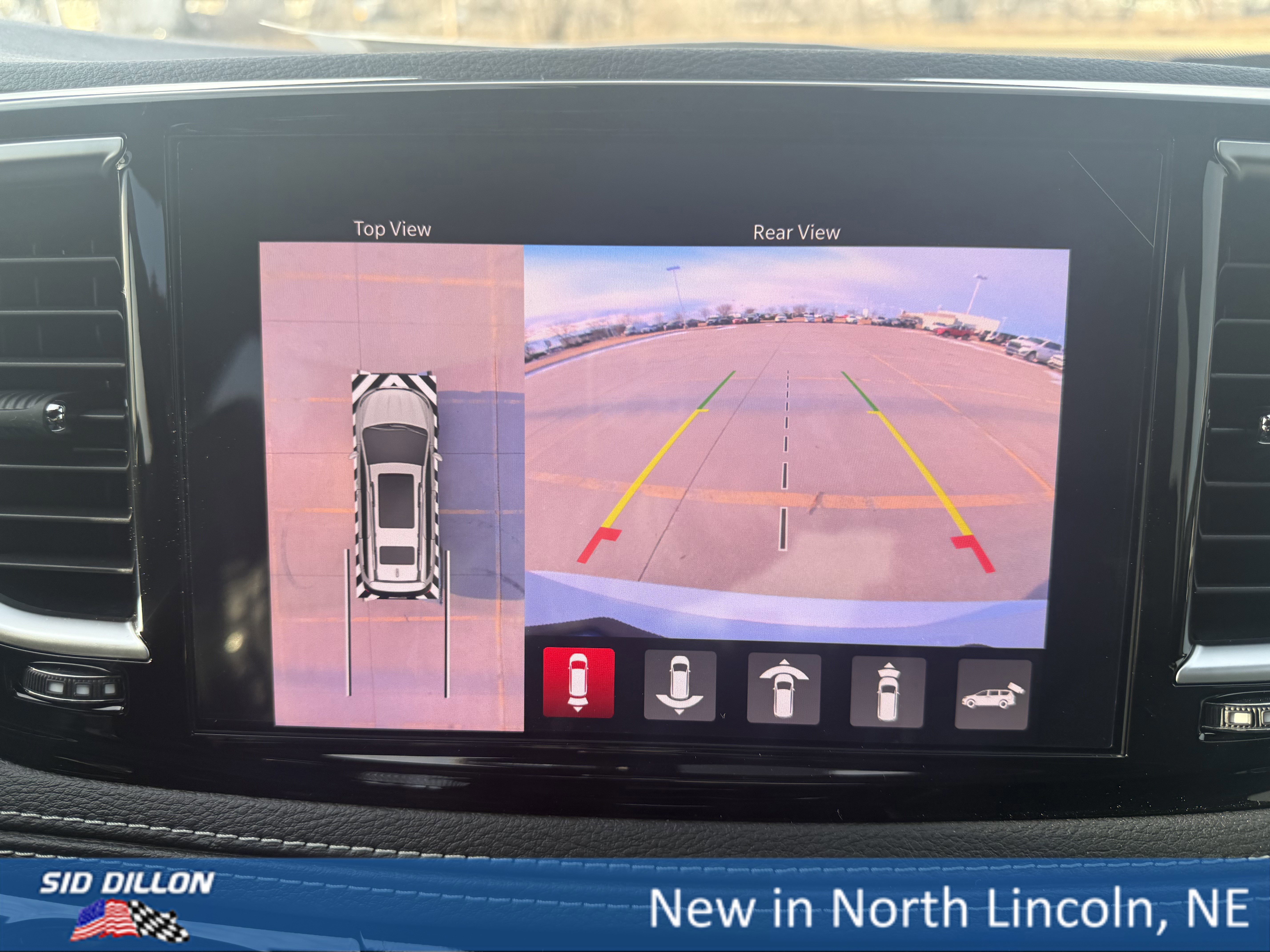 New 2026 Chrysler Pacifica Limited w/ S Appearance Package image 12