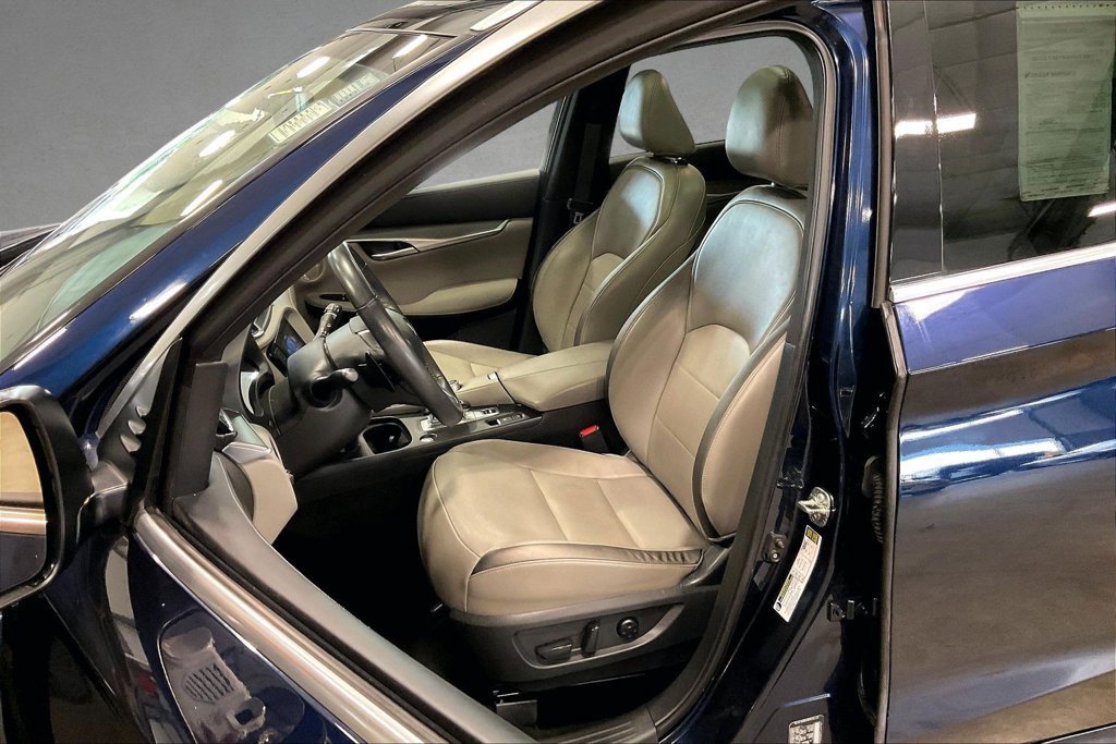Used 2023 INFINITI QX50 Luxe AWD/4WD image 22