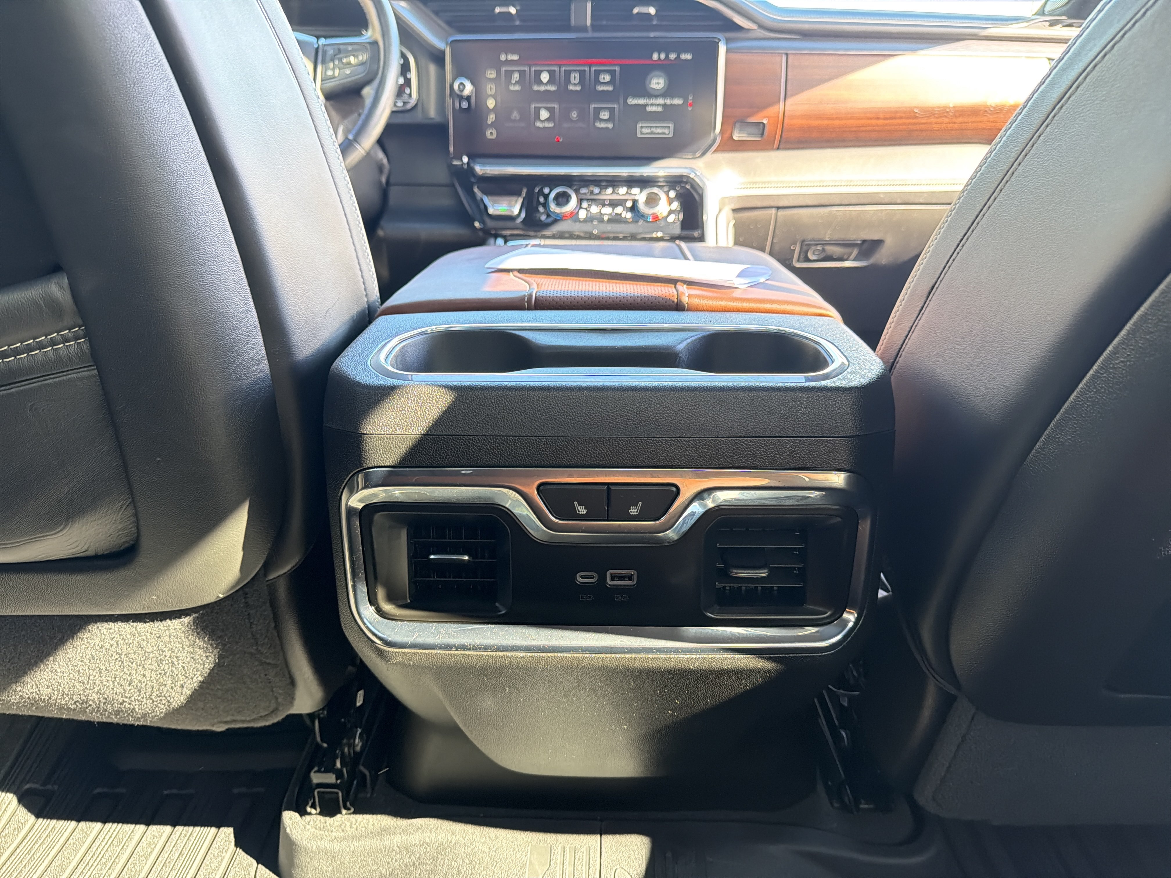 Used 2024 GMC Sierra 1500 Denali Ultimate AWD/4WD image 30