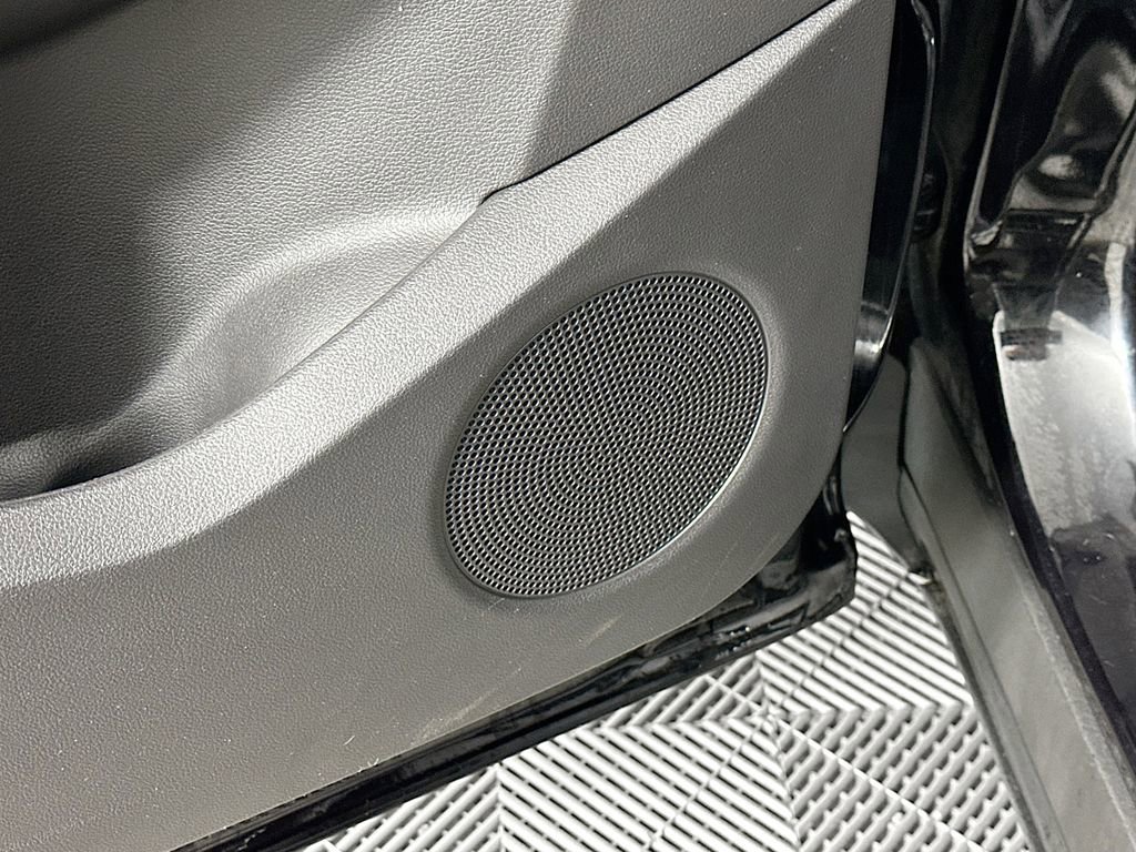 Used 2019 Ford Escape SEL image 23