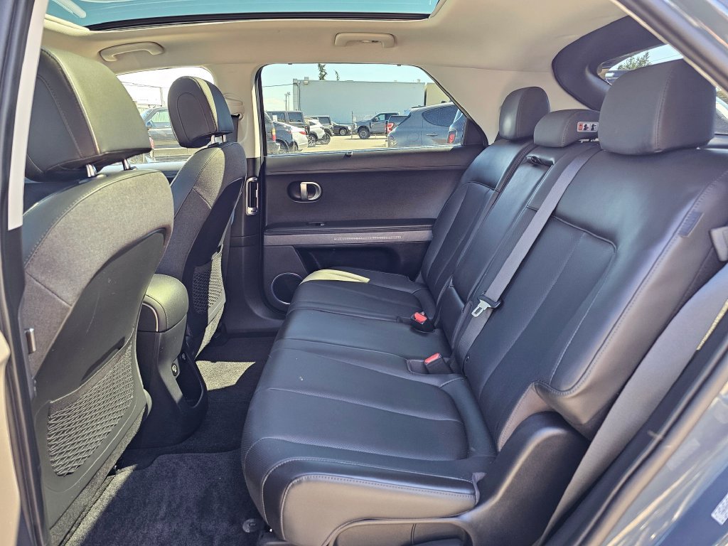 Used 2024 Hyundai Ioniq 5 Limited AWD/4WD image 16