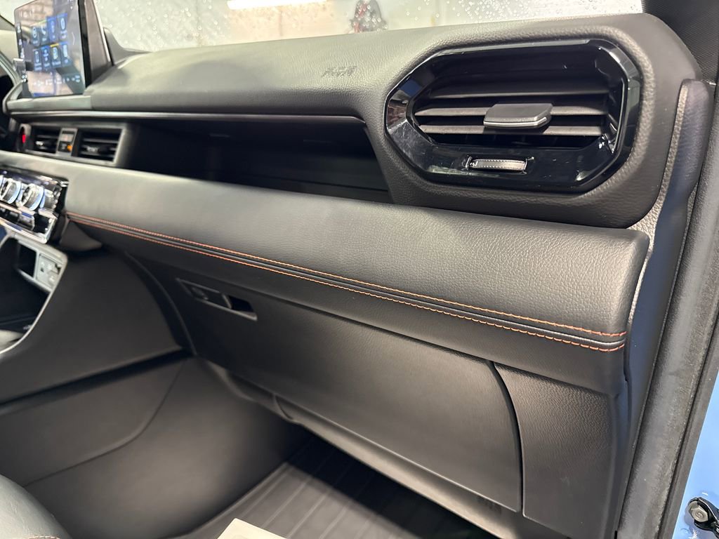 Used 2023 Honda Pilot TrailSport image 35
