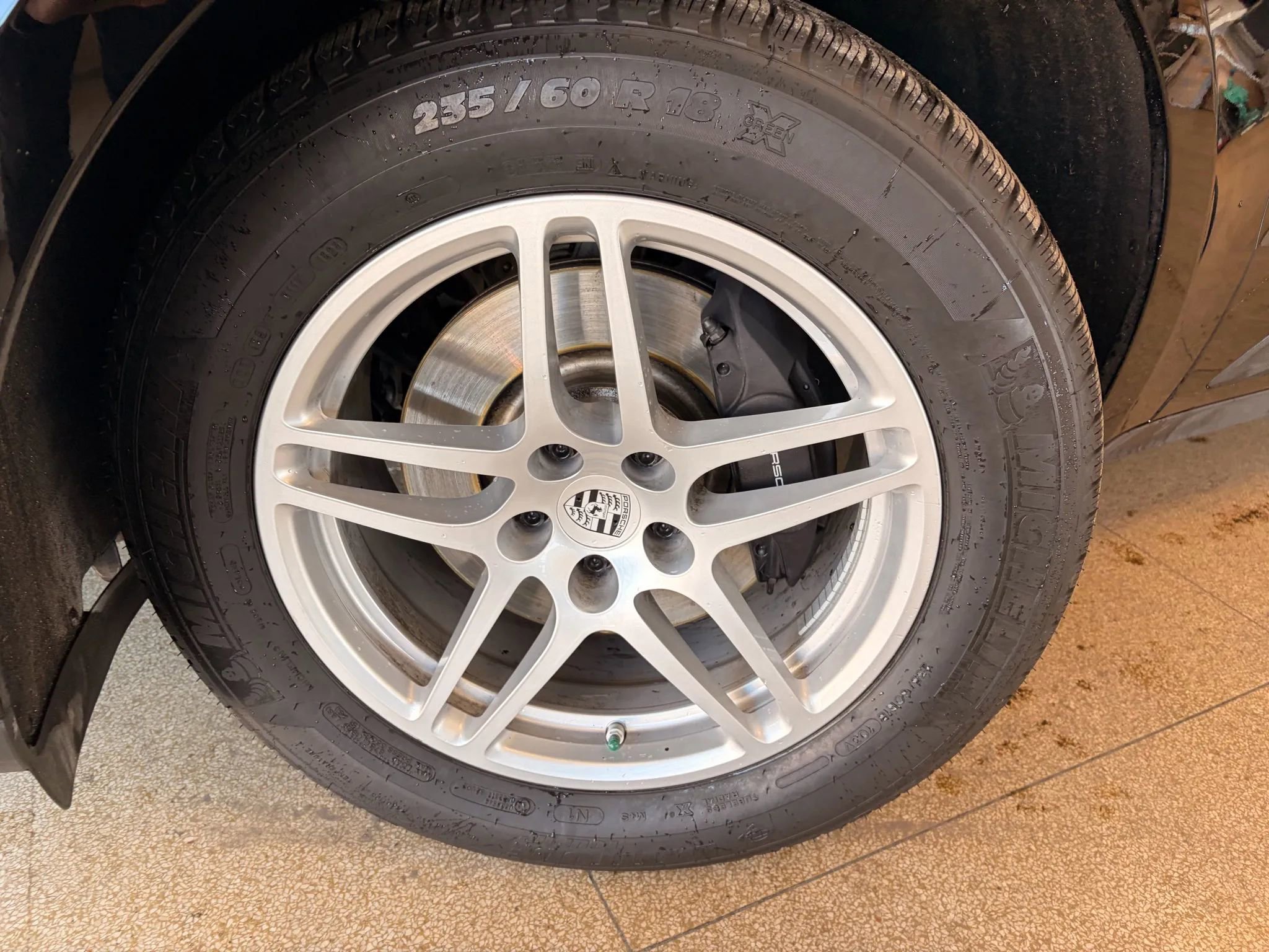 Used 2020 Porsche Macan Sport Edition image 44