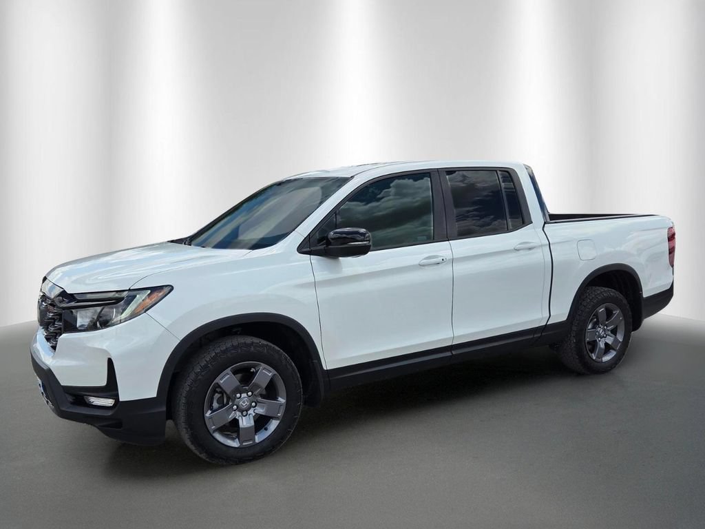 Used 2024 Honda Ridgeline TrailSport image 2