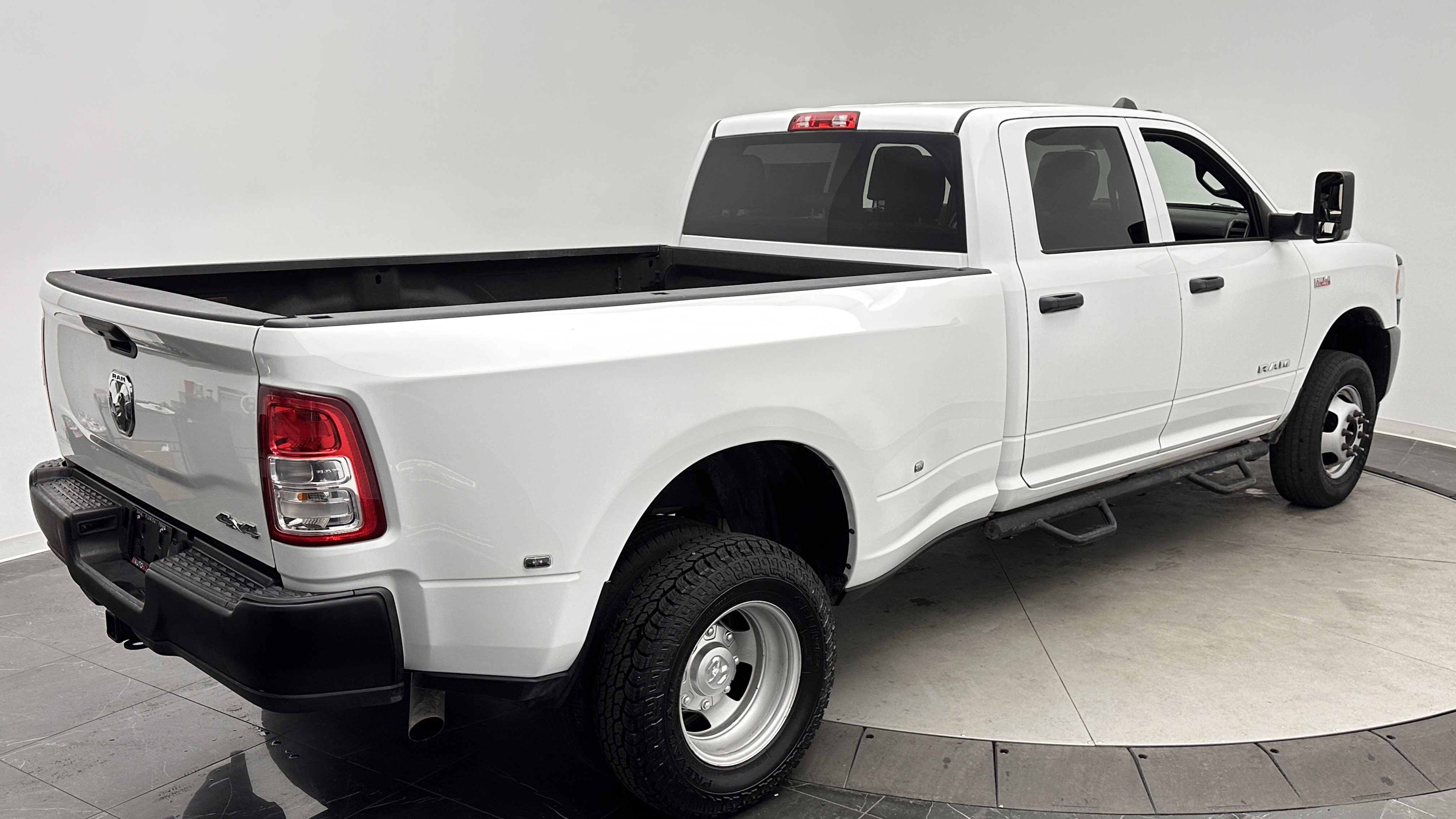 Used 2021 RAM 3500 Tradesman image 7