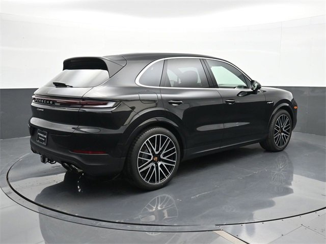 New 2025 Porsche Cayenne E-Hybrid image 24