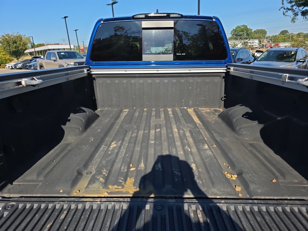 Used 2024 Nissan Titan PRO-4X w/ Pro-4x Convenience Package AWD/4WD image 14