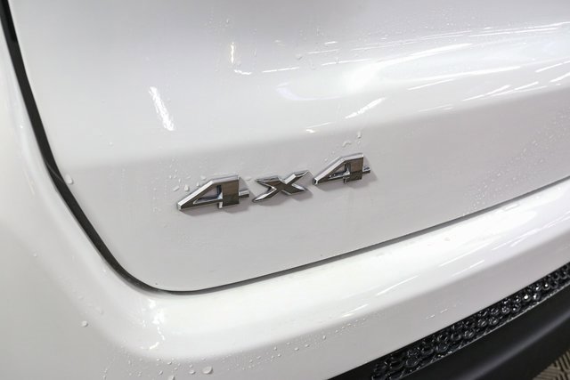 Used 2025 Jeep Compass Latitude image 10