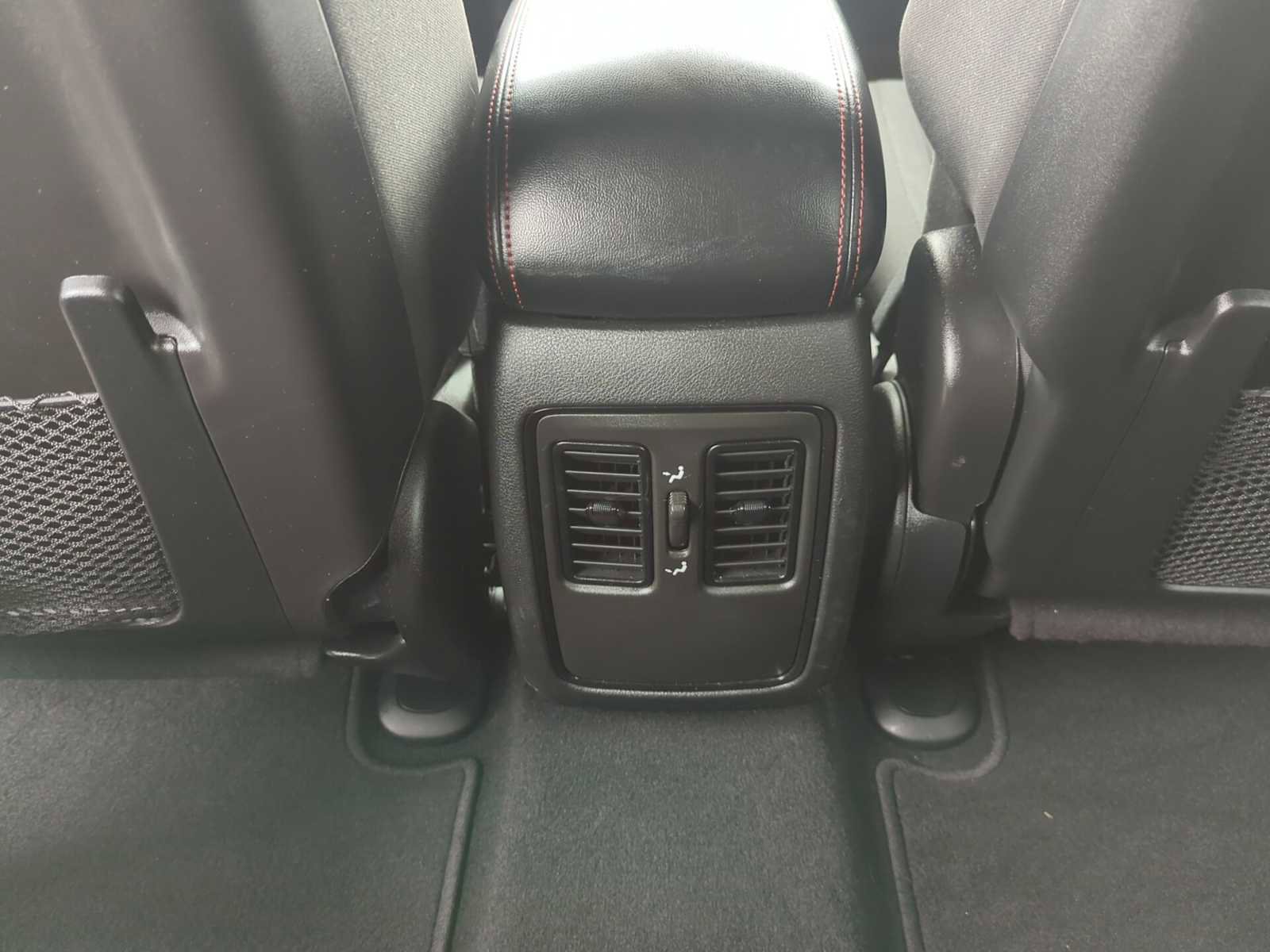 Used 2023 Dodge Durango GT AWD/4WD image 27