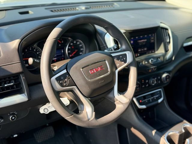 Used 2023 GMC Terrain SLE w/ Driver Convenience Package FWD image 9