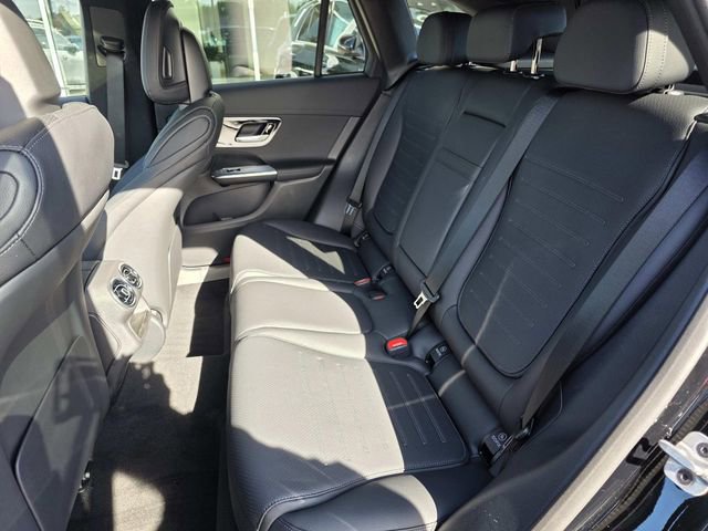 New 2026 Mercedes-Benz GLC 300 image 5