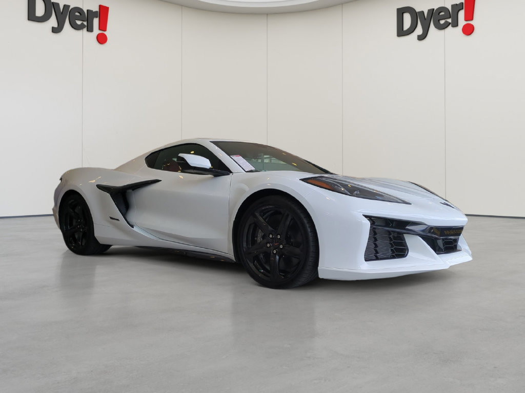 New 2025 Chevrolet Corvette E-Ray w/ Stealth Interior Trim Package AWD/4WD image 2
