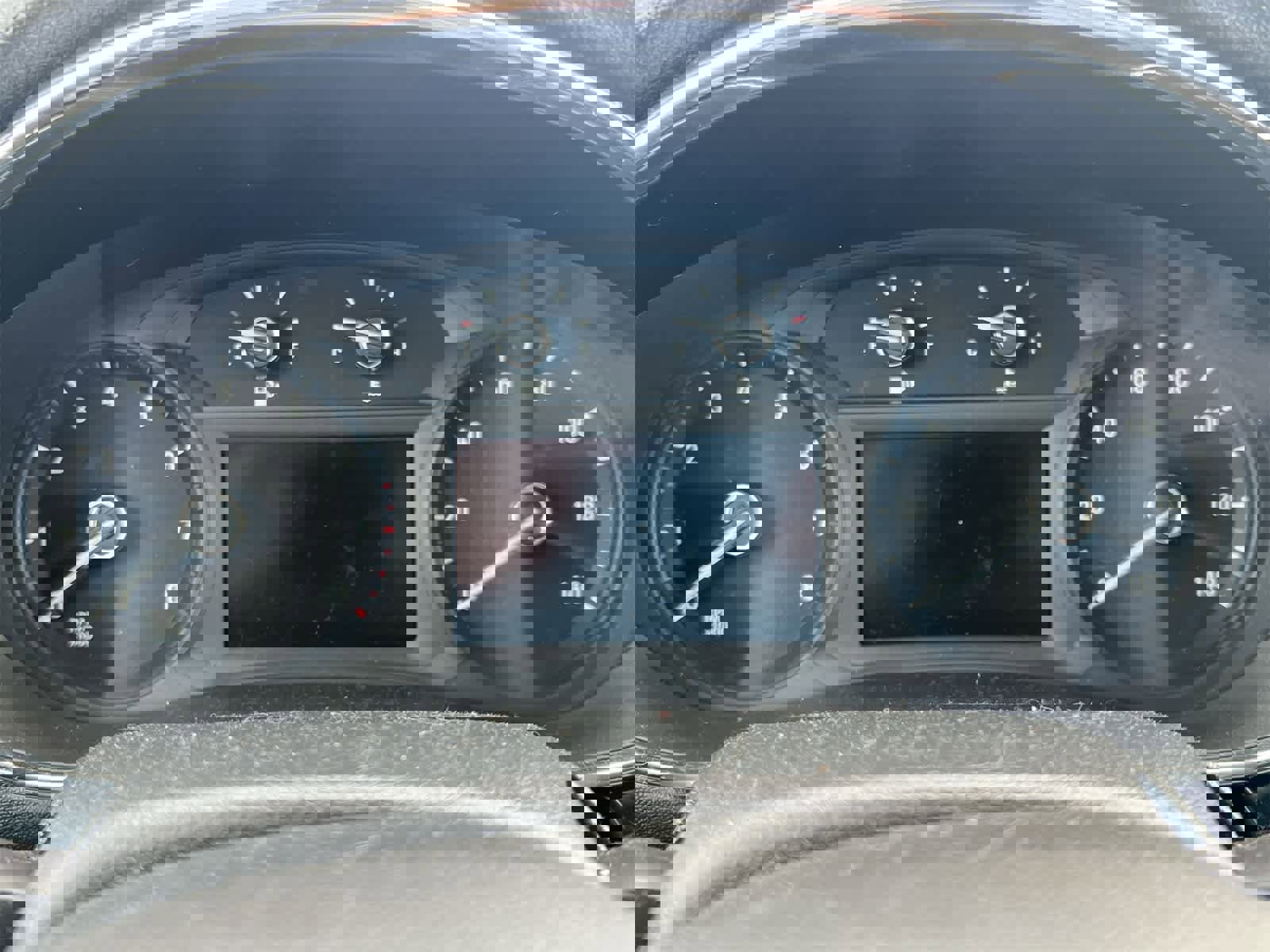 Used 2018 Buick Encore Preferred image 33