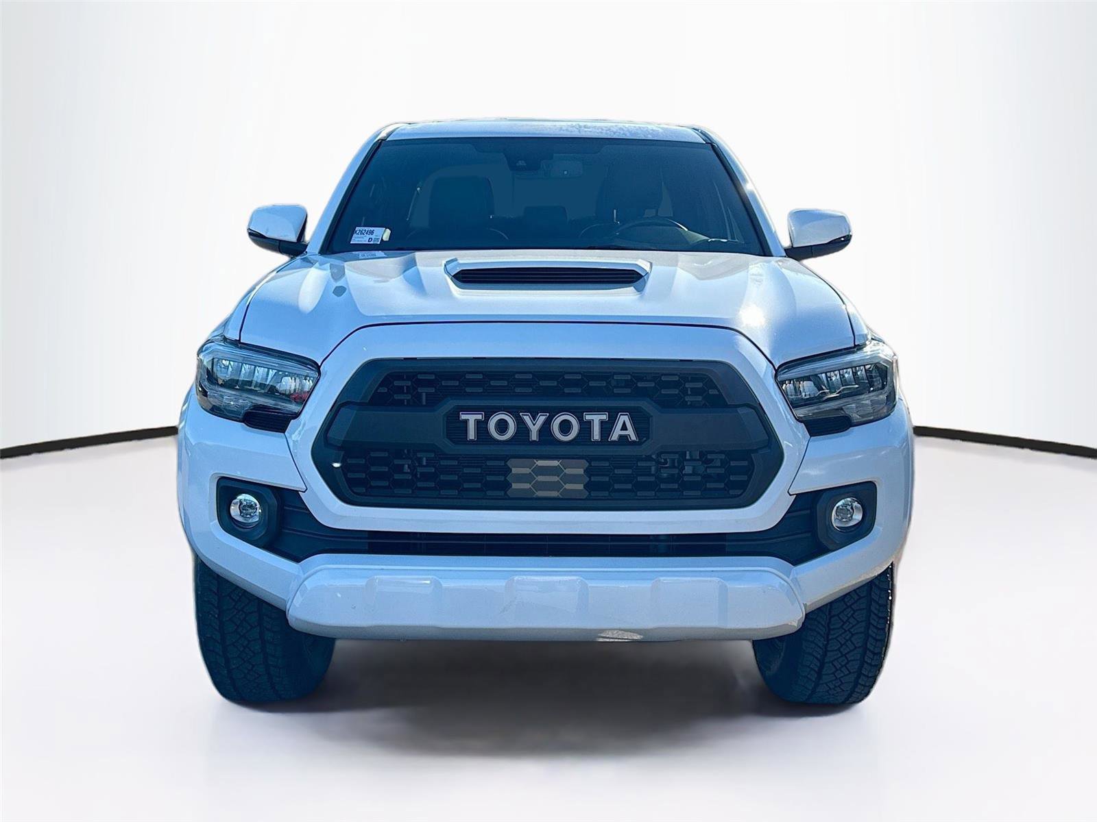 Used 2021 Toyota Tacoma TRD Sport w/ TRD Premium Sport Package image 3