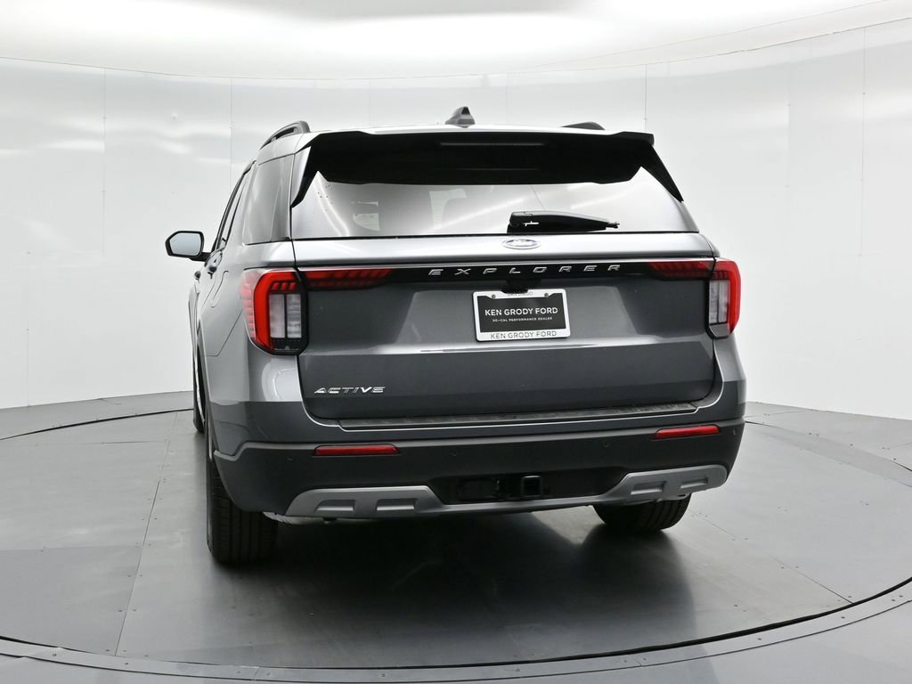 New 2025 Ford Explorer Active w/ Active Comfort Package image 28