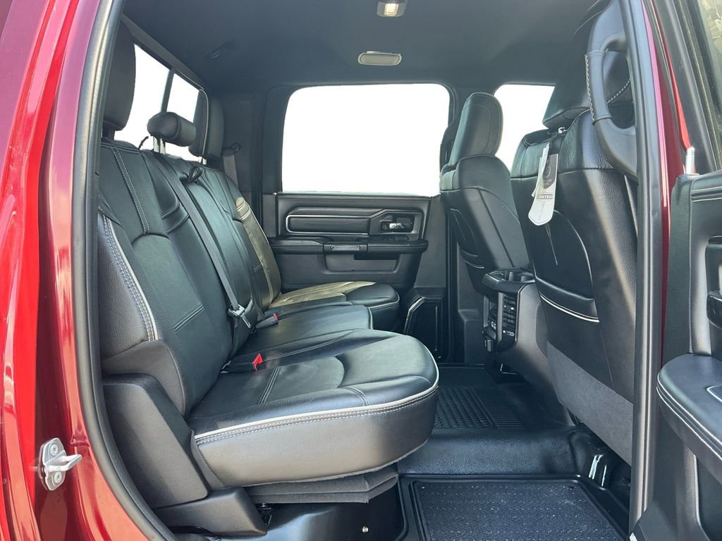 Used 2022 RAM 5500 4x4 Crew Cab image 23