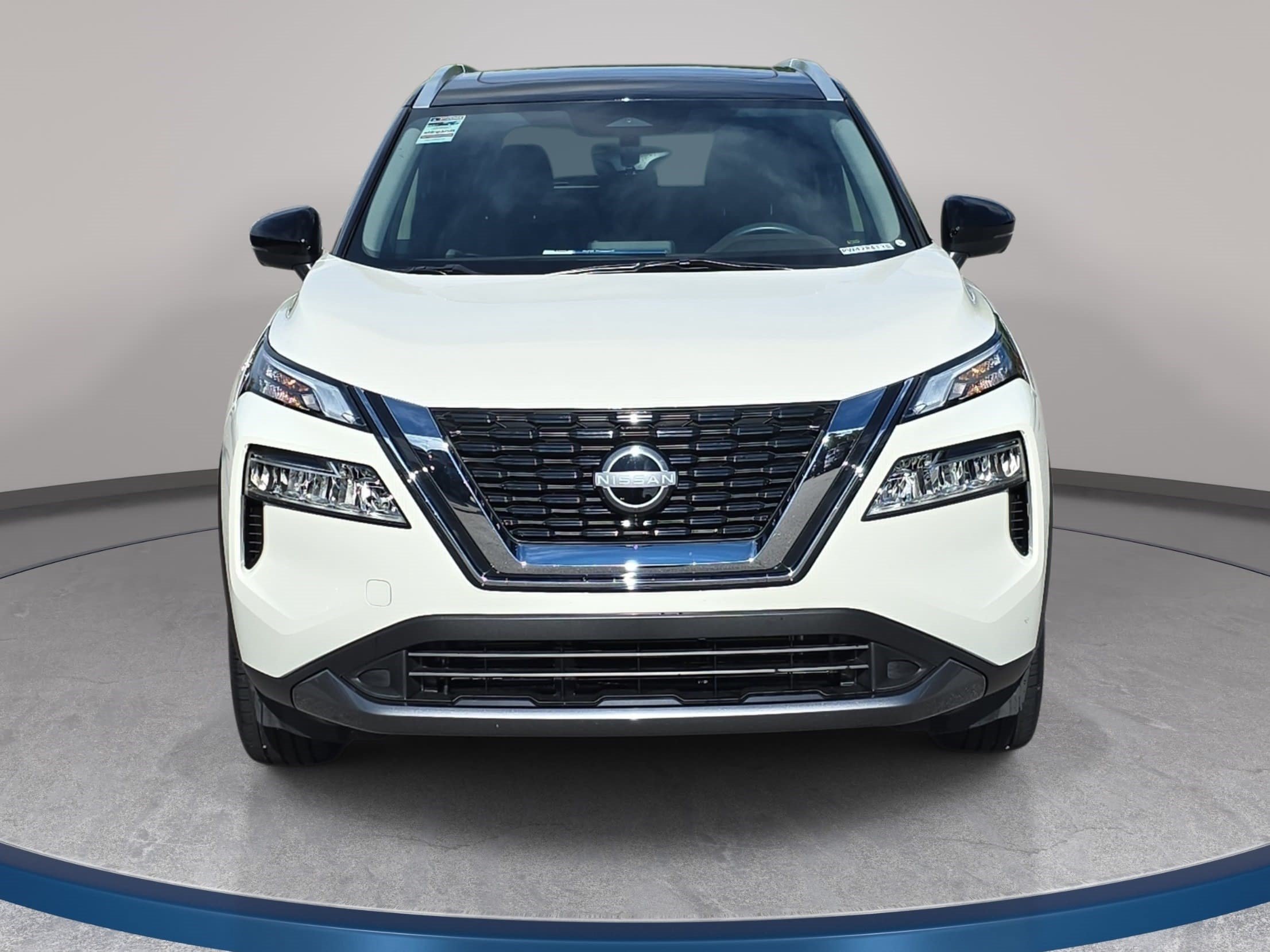Used 2023 Nissan Rogue SL FWD image 2