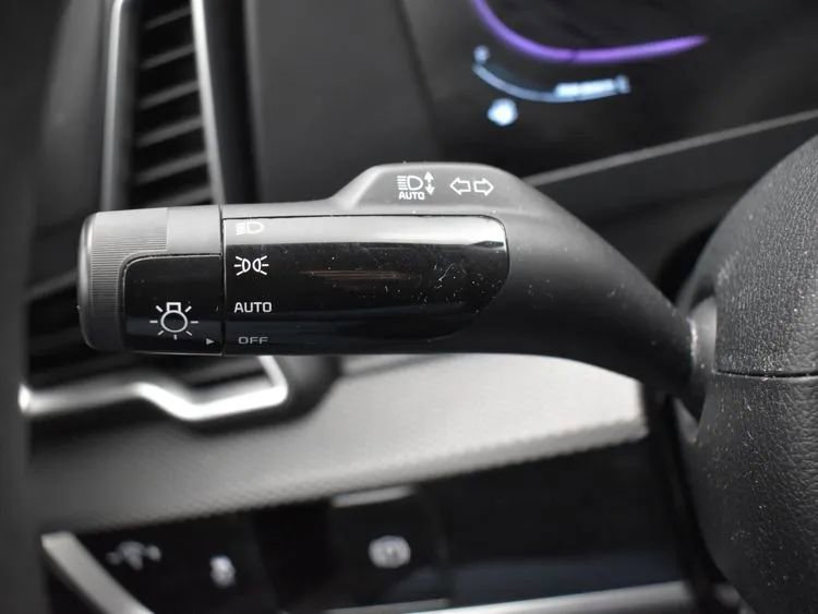 Used 2024 Kia Sportage LX image 25