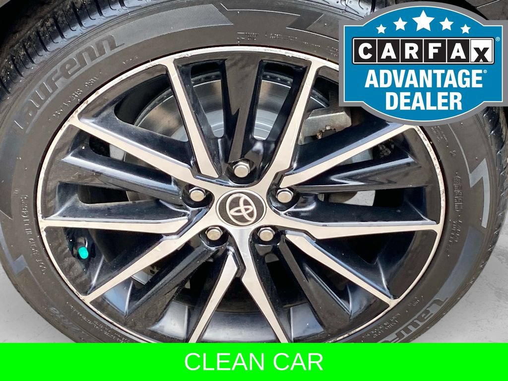 Used 2022 Toyota Camry SE FWD image 25