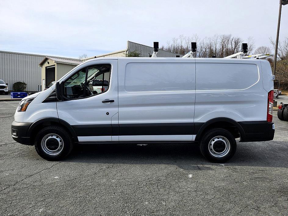 New 2024 Ford Transit 250 Low Roof w/ Load Area Protection Package image 4