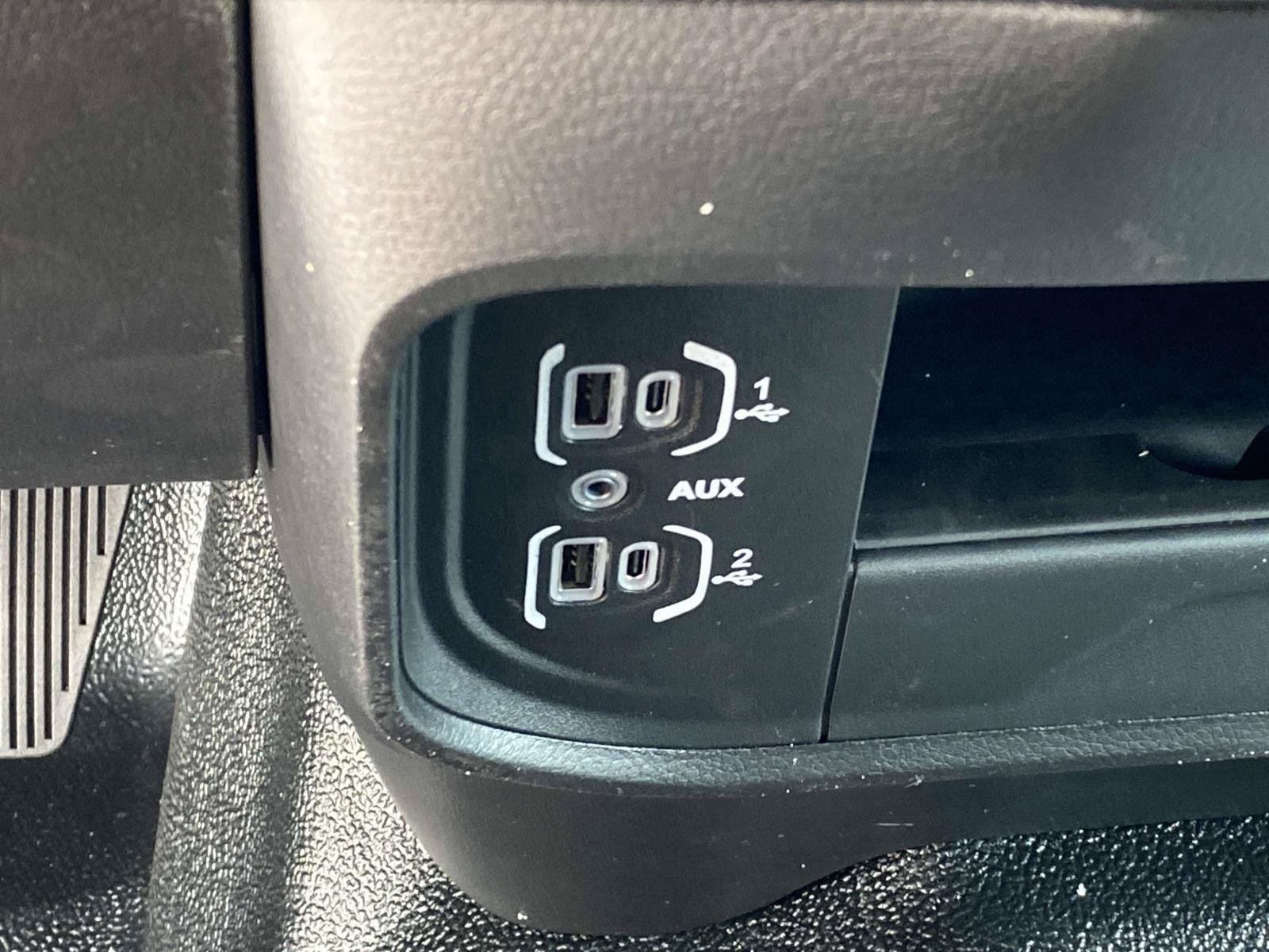 New 2026 RAM 3500 Tradesman AWD/4WD image 26