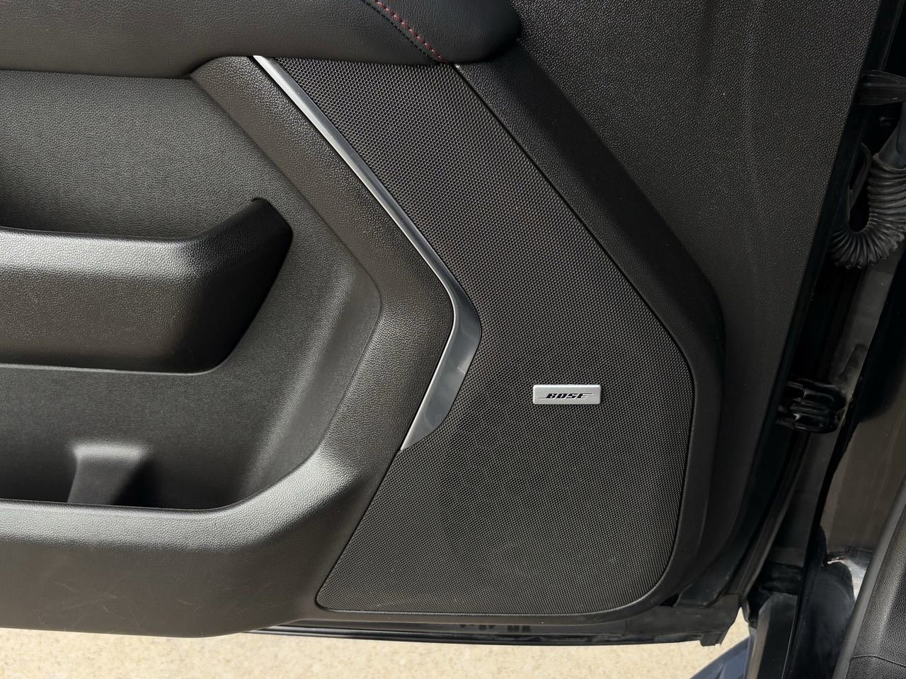 Used 2024 Chevrolet Suburban RST image 26