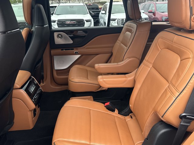 Used 2020 Lincoln Aviator Black Label Grand Touring image 6