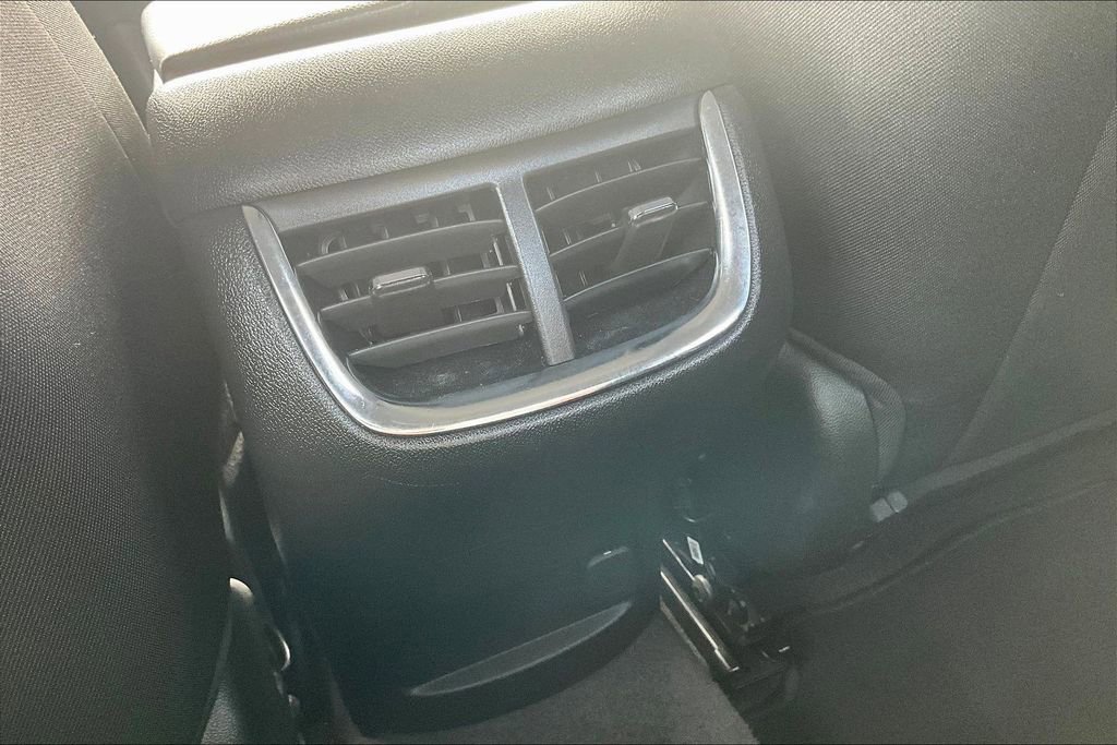 Used 2024 Chevrolet Malibu LT image 10