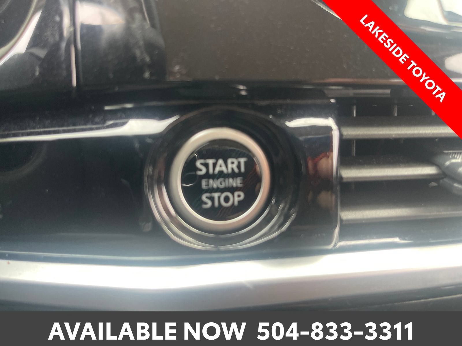 Used 2024 Nissan Pathfinder SL FWD image 33