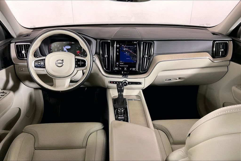Used 2021 Volvo XC60 T5 Inscription w/ Climate Package AWD/4WD image 15