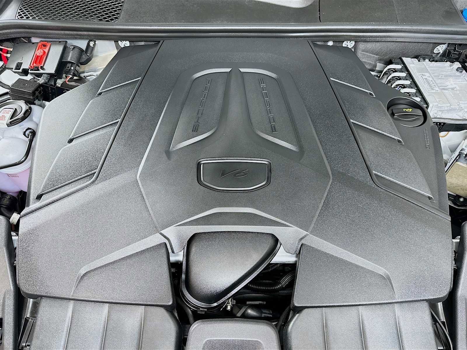 New 2026 Porsche Cayenne Coupe image 31