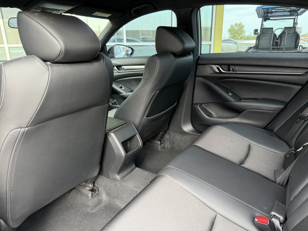 Used 2022 Honda Accord Sport image 32