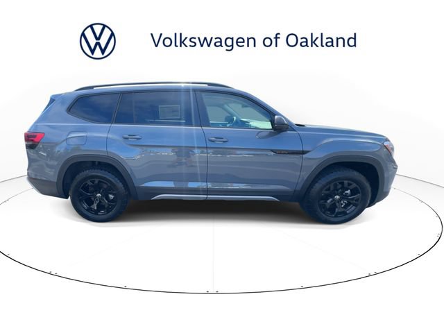 New 2026 Volkswagen Atlas Peak Edition AWD/4WD image 9