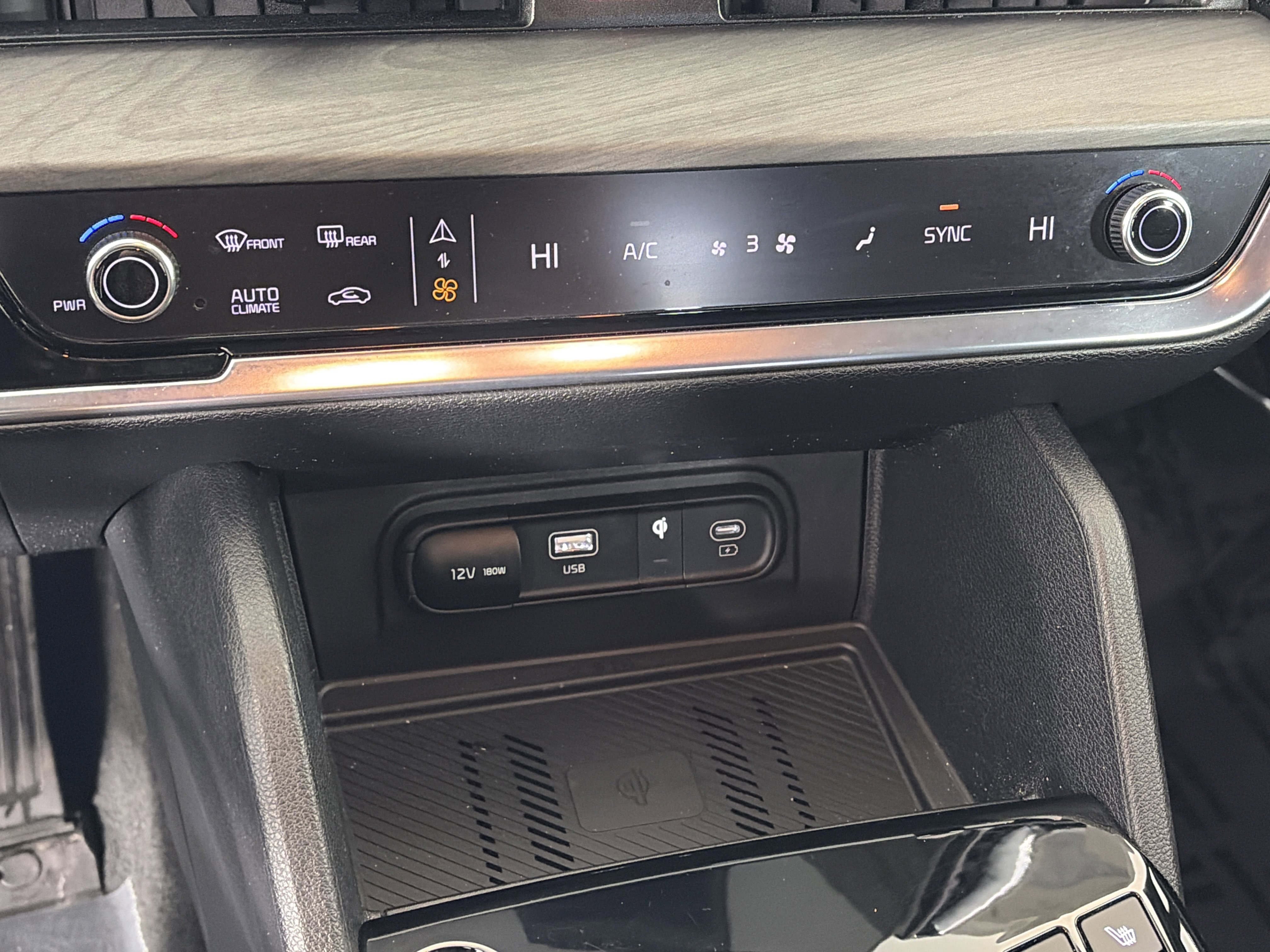 Certified 2024 Kia Sportage X-Line image 22