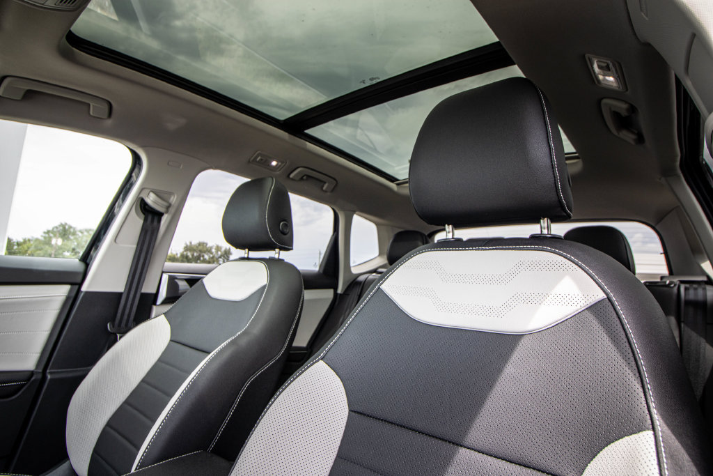 New 2026 Volkswagen Taos SEL AWD/4WD image 46