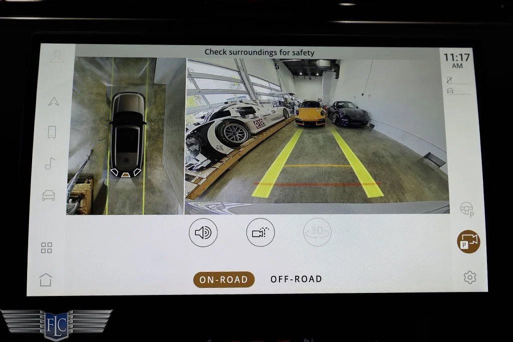 Used 2023 Land Rover Range Rover SV image 35