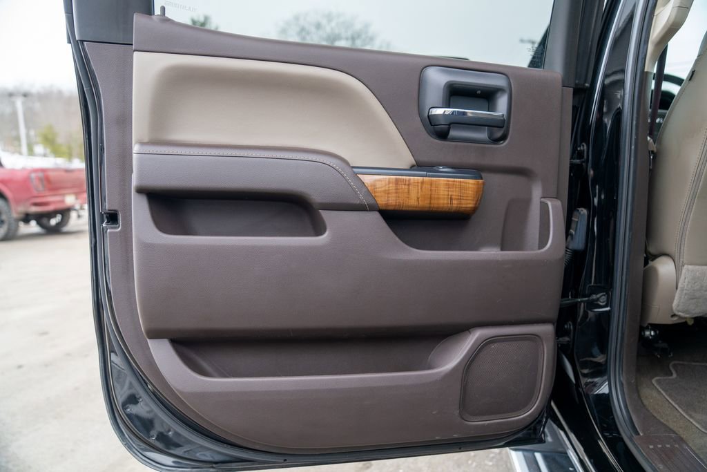 Used 2017 GMC Sierra 2500 SLT image 16