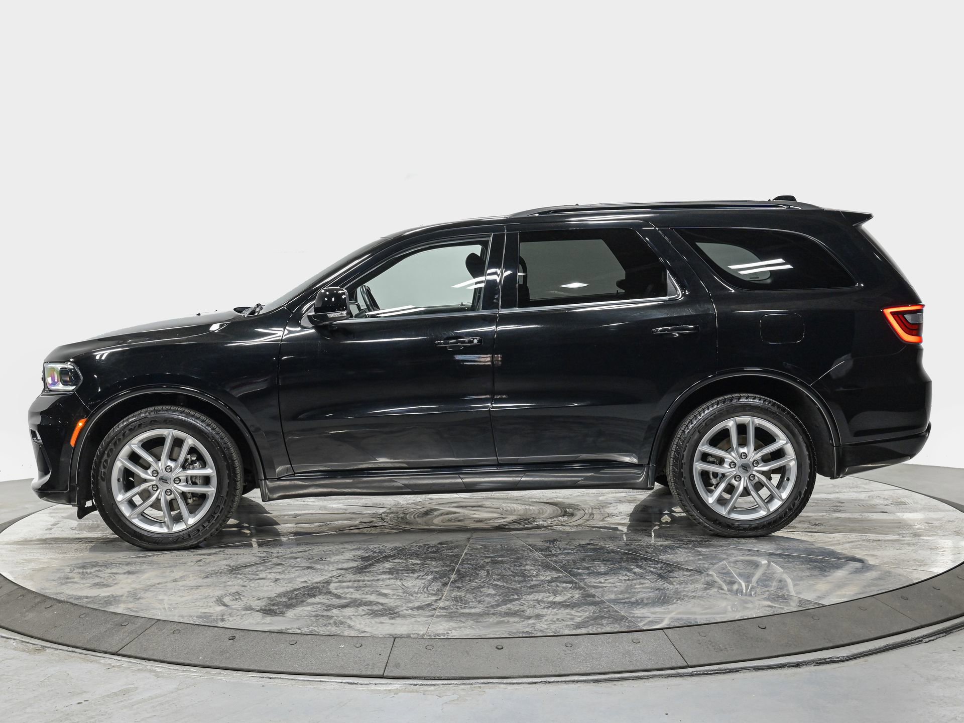 Used 2021 Dodge Durango GT AWD/4WD image 2