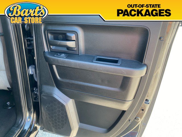 Used 2016 RAM 1500 ST AWD/4WD image 9