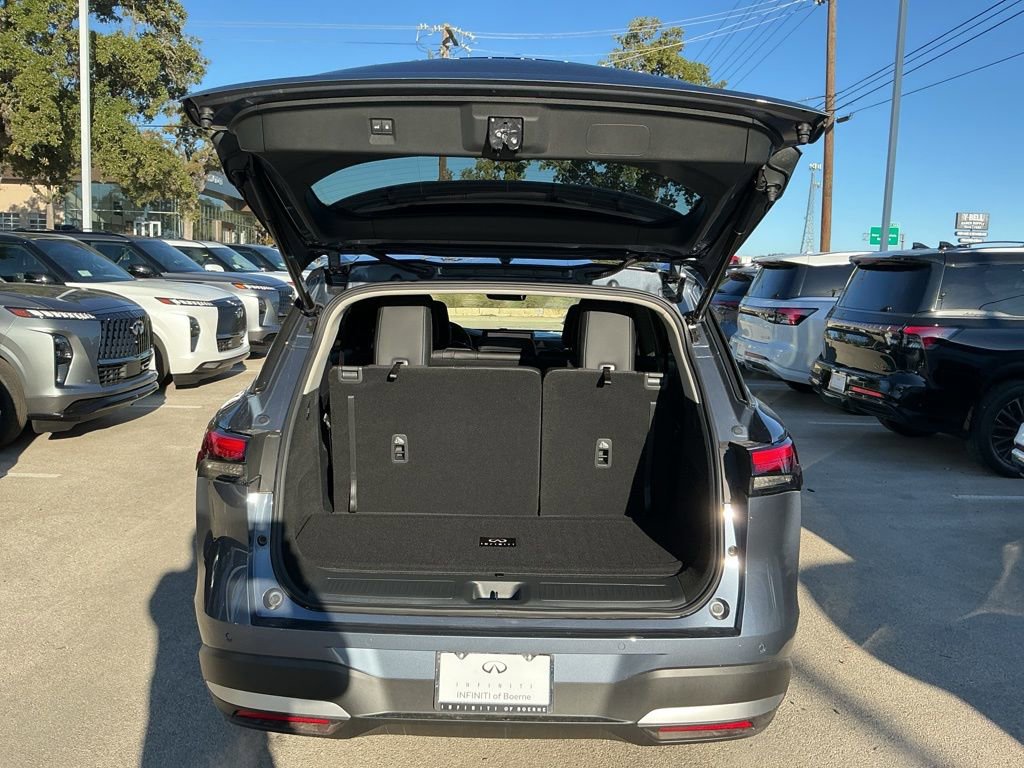 Certified 2026 INFINITI QX60 Luxe w/ Family Package image 30