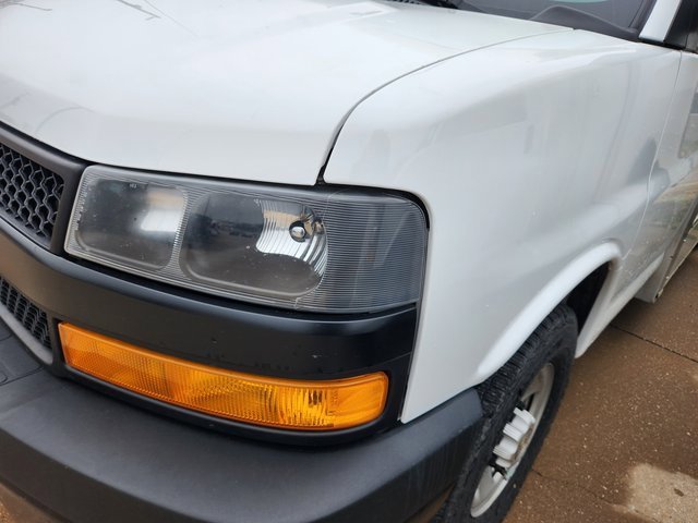 Used 2021 Chevrolet Express 3500 w/ Power Convenience Package image 25