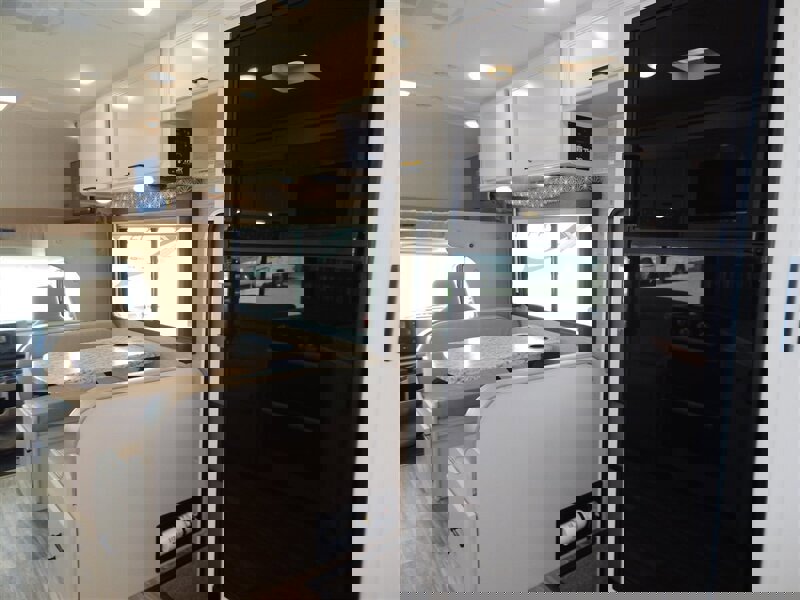 Used 2022 Ford E-450 and Econoline 450 Super Duty w/ Motorhome Prep Package image 50