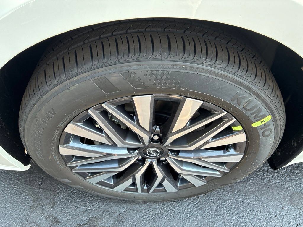 New 2026 Nissan Altima 2.5 SV AWD/4WD image 12